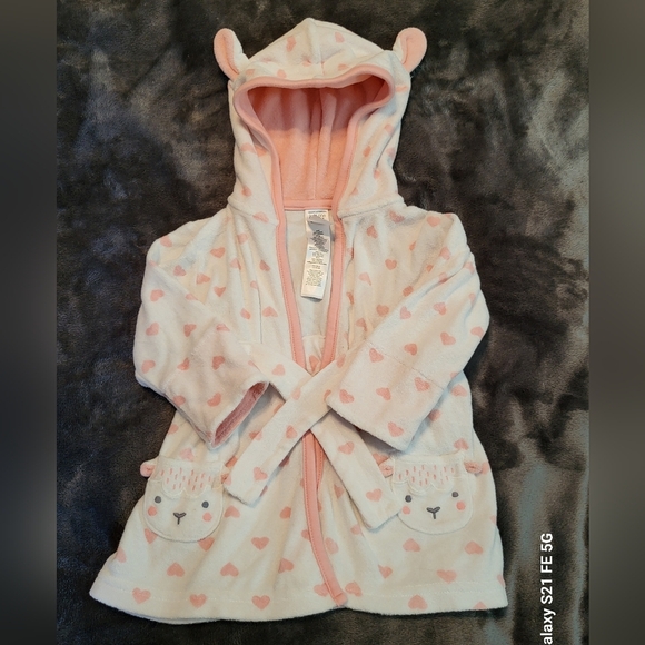 π©· 3/$15 Girls (0-9 M) Carter's Pink & White Hooded Robe, lamb pockets & tie New - Picture 1 of 5